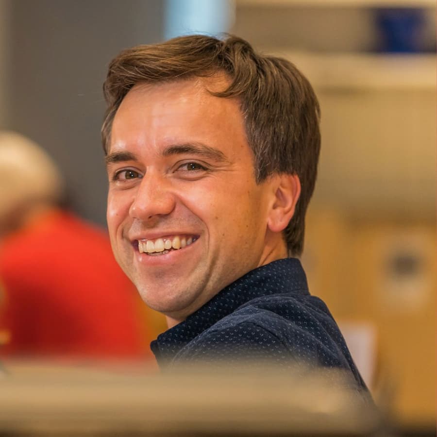 Warum Unternehmenskultur so wichtig ist - Kontakt Jonas Schneider